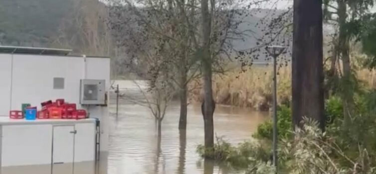 Depressão Leonardo provoca cheias em Vila Velha de Ródão e obriga a evacuações p