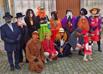 “Entrudos de Domingo Gordo” mantêm tradição viva