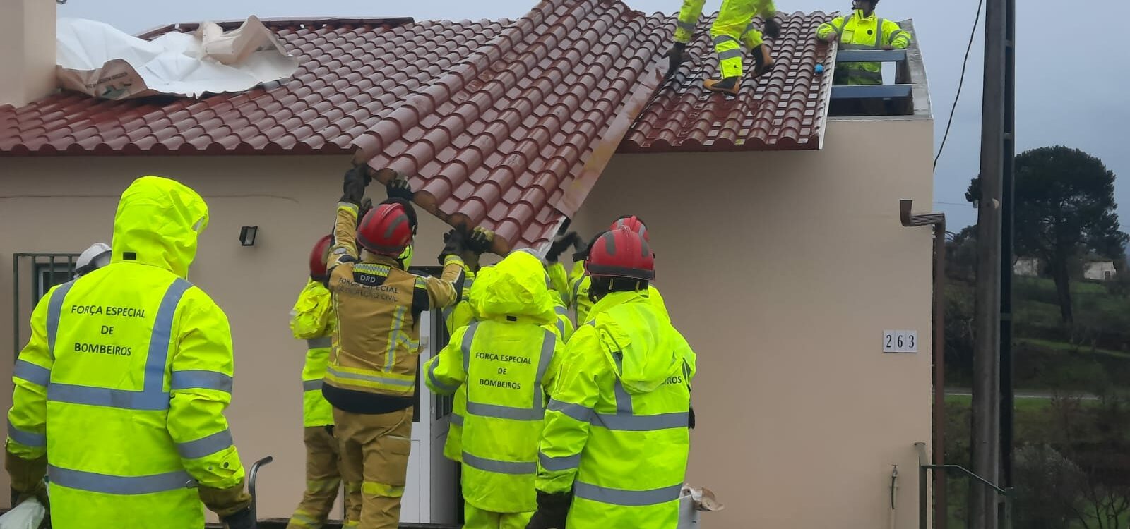 Força Especial de Proteção Civil continua no terreno a apoiar populações