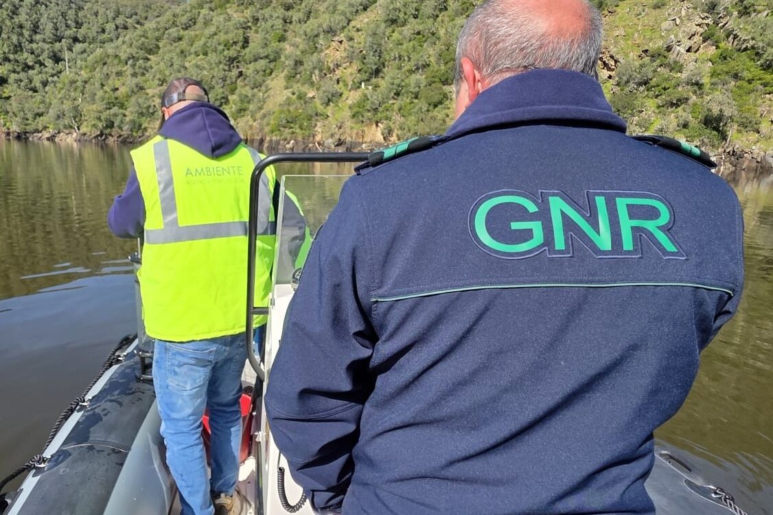 GNR apoia APA na monitorização da água na Barragem de Santa Águeda e no Rio Tejo