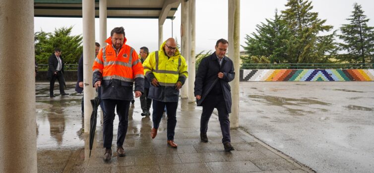 Ministro das Infraestruturas e Habitação avalia em Oleiros prejuízos causados pe