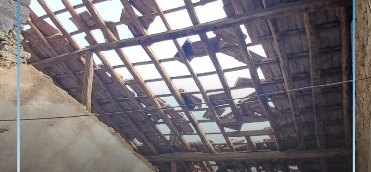 Município de Oleiros distribui lonas para proteger habitações afetadas pela Depr