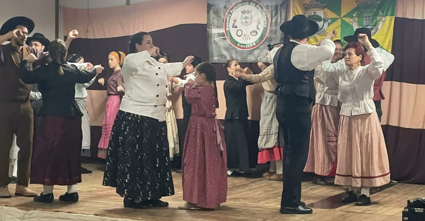 Rancho Folclórico da Borralheira comemora 24 anos de atividade