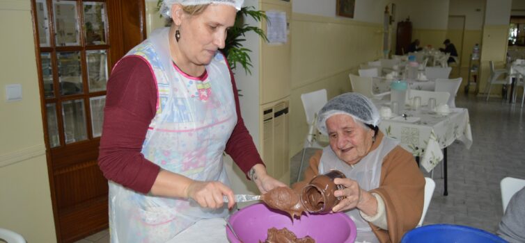 Utentes da Santa Casa de Proença-a-Nova celebram Dia da Nutella com atividade cu