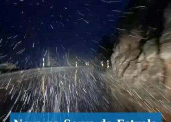 Começaram a cair flocos de neve na Serra da Estrela.