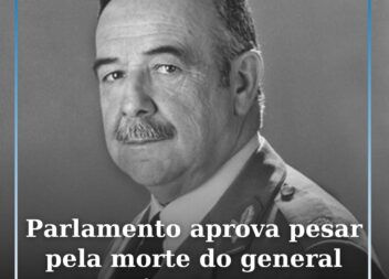 Parlamento aprova pesar pela morte general proencense Martins Barrento