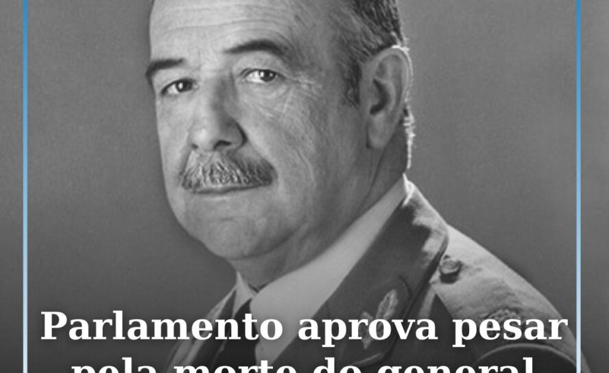 Parlamento aprova pesar pela morte general proencense Martins Barrento