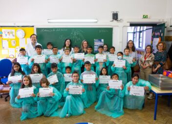 Alunos exploram coração em atividade científica