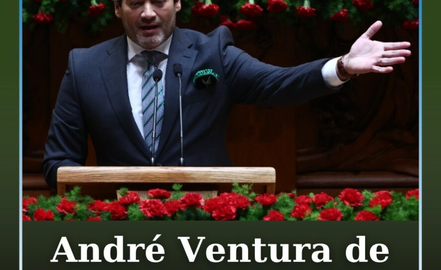André Ventura de cravo verde ao peito nas comemorações do 25 de Abril