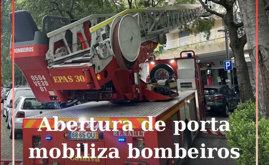 Bombeiros em operação de abertura de porta de um prédio em Castelo Branco