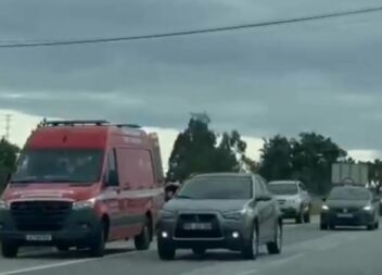 Ciclista sente-se mal e é assistido no local