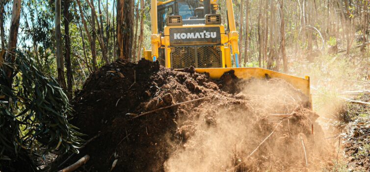 Força Aérea apoia recuperação de caminhos florestais em Proença-a-Nova