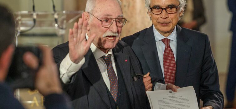 Ruy de Carvalho homenageado na Assembleia da República