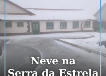 A Serra da Estrela acordou coberta de neve na manhã deste domingo