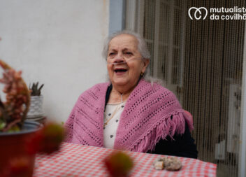 Maria Lucinda Bichinho, de 82 anos