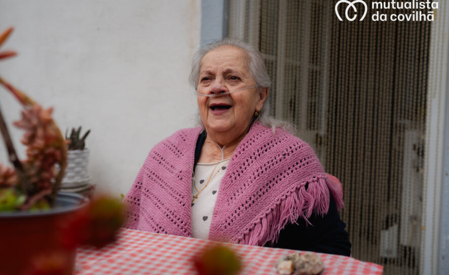 Maria Lucinda Bichinho, de 82 anos