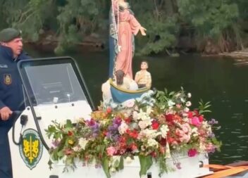 Nossa Senhora dos Avieiros parte de Ródão para a quarta etapa do Cruzeiro do Tej