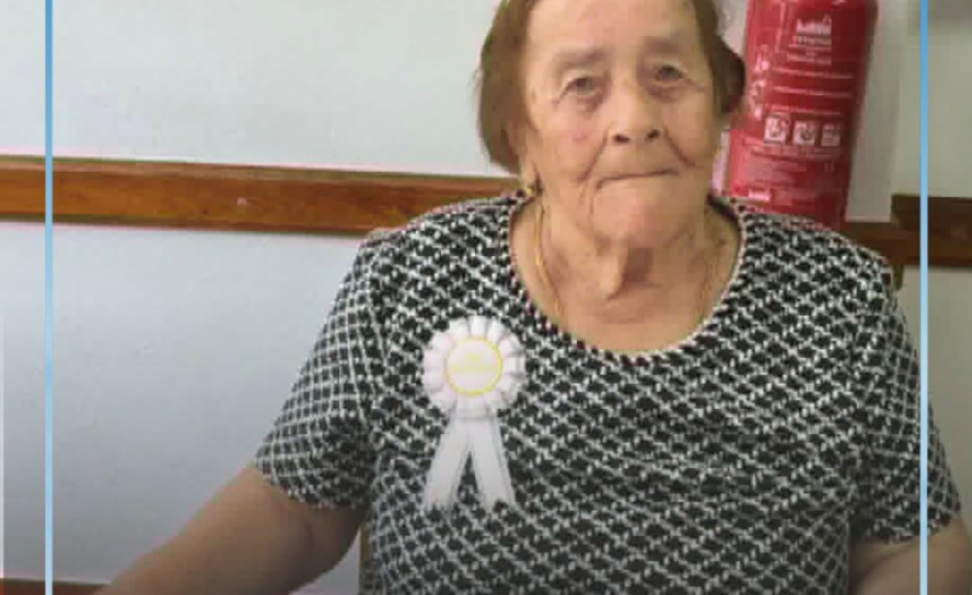 A D. Maria de Jesus, do Centro de Assistência Social da Freguesia do Troviscal,