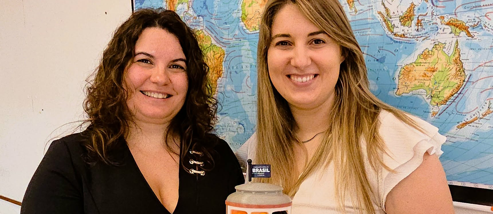 Grupo de alunos de Belmonte premiados pelo Consulado-Geral do Brasil em Lisboa