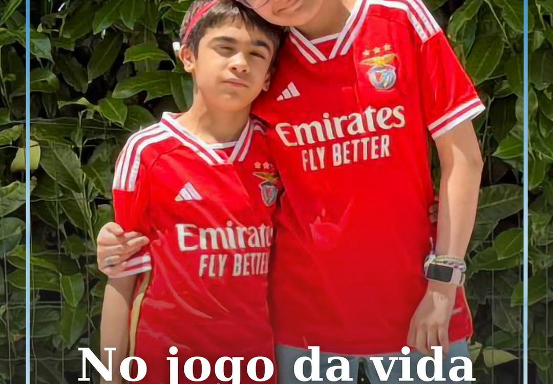 Helena Esteves, de 17 anos, e Henrique Esteves, de 11
