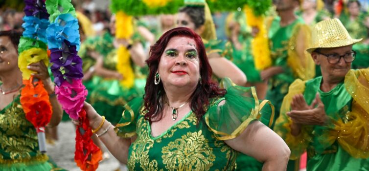 Marcha do Castelo cantou e encantou