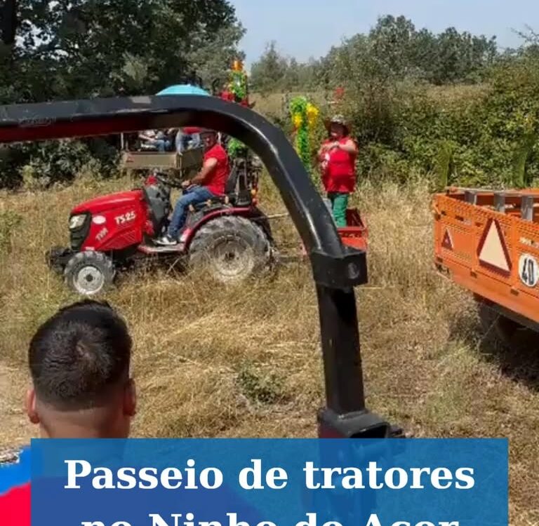 No dia 20 de junho realizou-se o tradicional Passeio de Tratores organizado pela