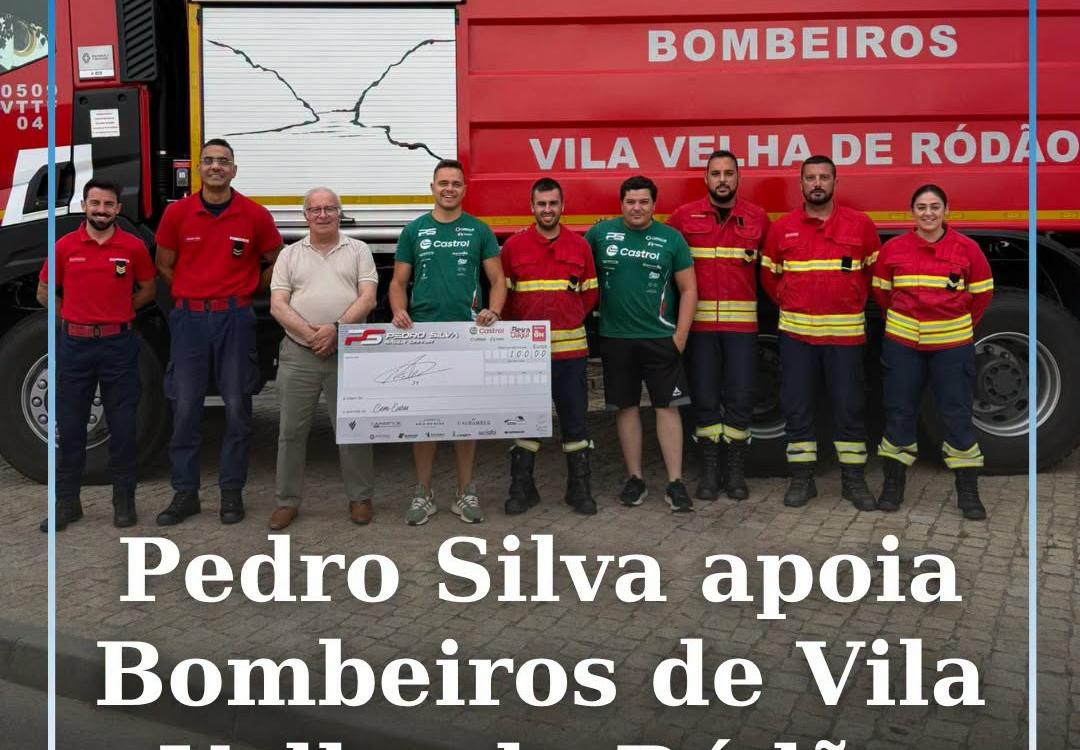 O piloto de ralis Pedro Silva entregou um donativo de 100 euros aos Bombeiros Vo