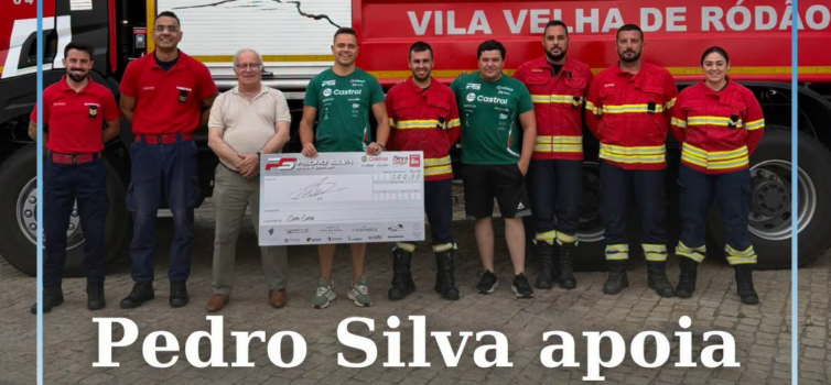 O piloto de ralis Pedro Silva entregou um donativo de 100 euros aos Bombeiros Vo