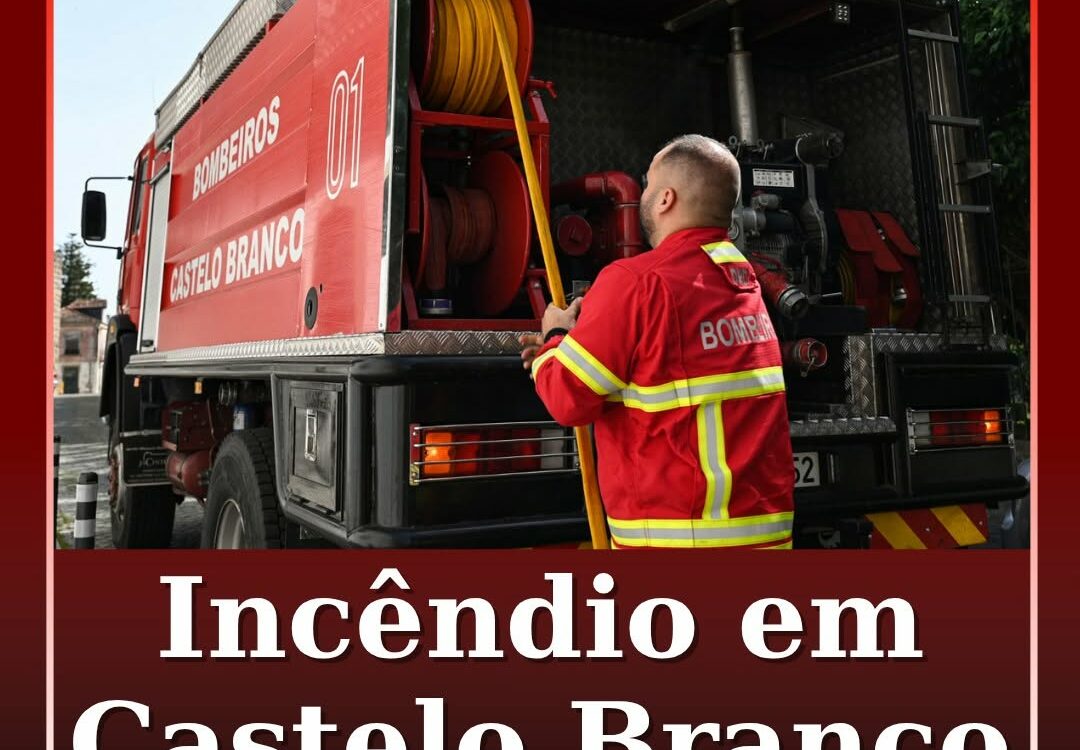 Um incêndio deflagrou na tarde desta quarta-feira, 17 de junho