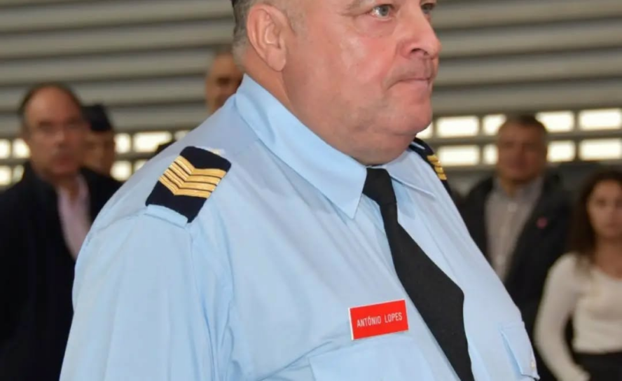 Bombeiro António Nunes Lopes transita para o Quadro de Honra após mais de 45 ano