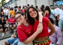 Centenas de pessoas reuniram-se, na noite de segunda-feira