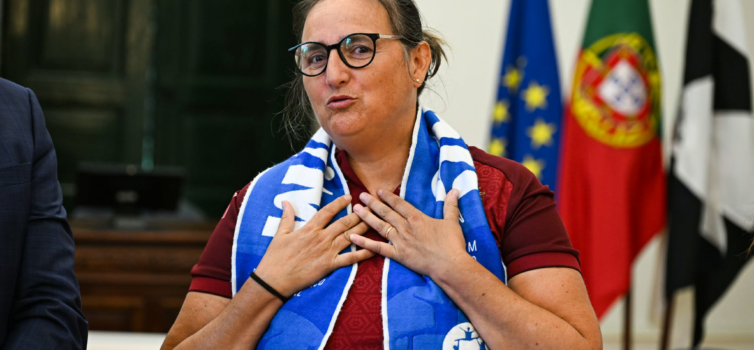 Homenagem à equipa da Albigym