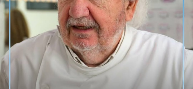 O Dr. Manuel Caio, dentista e proprietário da clínica MCaio, em Castelo Branco,