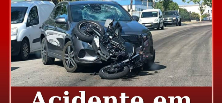 O alerta para a colisão de dois veículos na Zona Industrial de Castelo Branco
