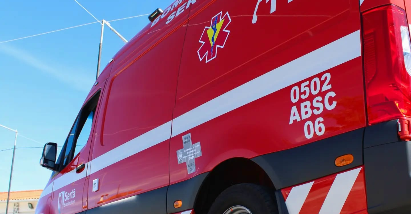 Comissão da Festa da Jeropiga apoia Bombeiros da Sertã com equipamentos
