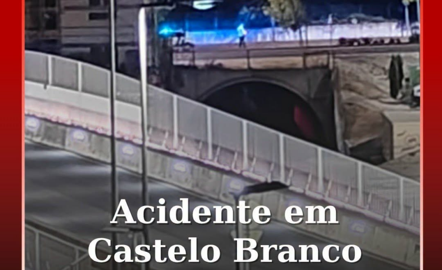 O alerta para a colisão de um veículo ligeiro e um motociclo na Rua Adelindo Sem