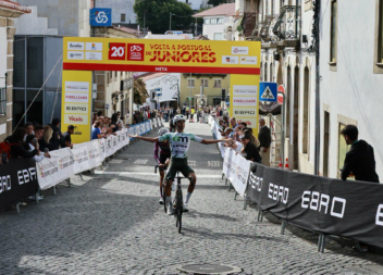 Tomás Mateus vence em Penamacor e lidera Volta a Portugal de Juniores