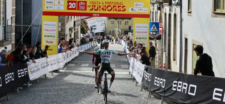 Tomás Mateus vence em Penamacor e lidera Volta a Portugal de Juniores
