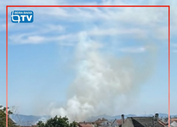 O alerta para um incêndio em zona de mato na zona do Parque do Barrocal