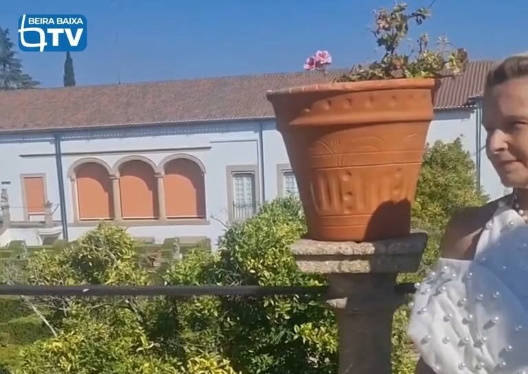 A artista plástica e ceramista Rosário Bello juntou-se à onda de vídeos de apoio