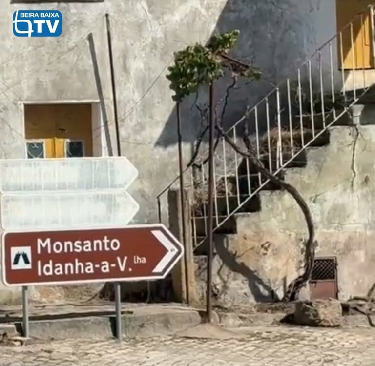 Decorrem os trabalhos de beneficiação do pavimento da EN239