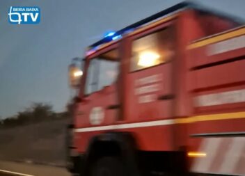 Foi vista uma coluna de meios na A1 que se dirige para os fogos em Proença-a-Nov