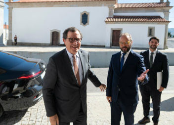 Foram inauguradas esta sexta-feira as obras de ampliação e requalificação das re