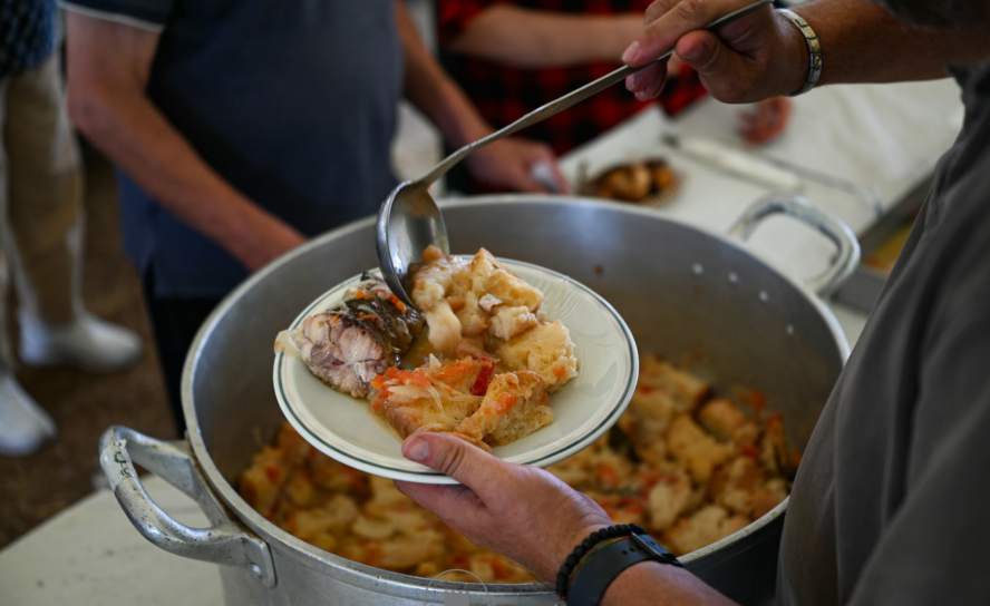 Lentiscais celebram tradição com Festa das Migas de Peixe