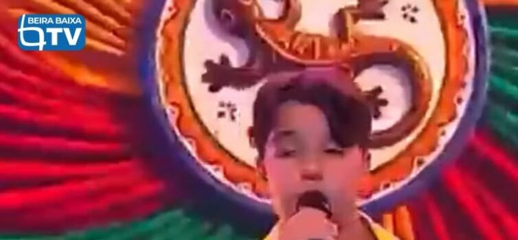 Leonardo Esperanço, jovem de 12 anos, natural de Aldeia Nova do Cabo