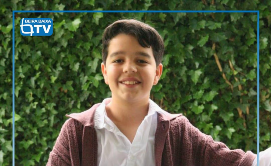 Leonardo Esperanço, jovem de 12 anos, natural de Aldeia Nova do Cabo