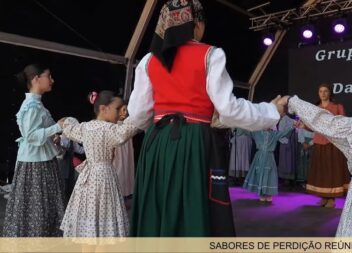O Grupo de Danças e Cantares da Beira Baixa atuou no palco secundário do Festiva