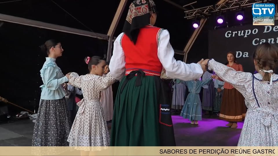 O Grupo de Danças e Cantares da Beira Baixa atuou no palco secundário do Festiva
