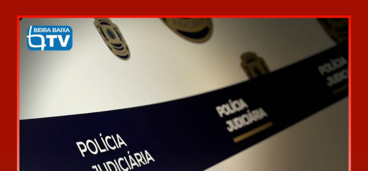 O Ministério Público realizou hoje buscas na Polícia Judiciária (PJ) no âmbito d