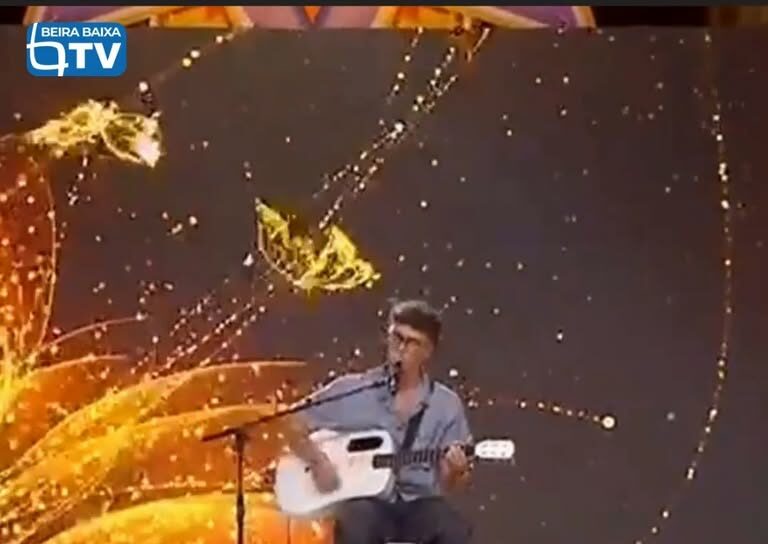 O jovem artista idanhense Tiago Milheiro estreou-se este sábado na televisão